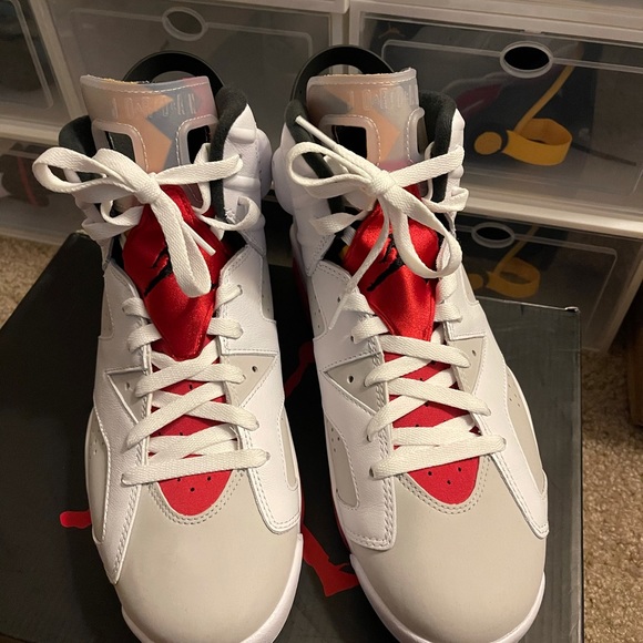 Retro hare 6s main image 4